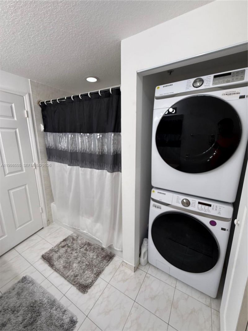 119 SW 6th Ave, Unit 405, Miami, FL 33130 Photo