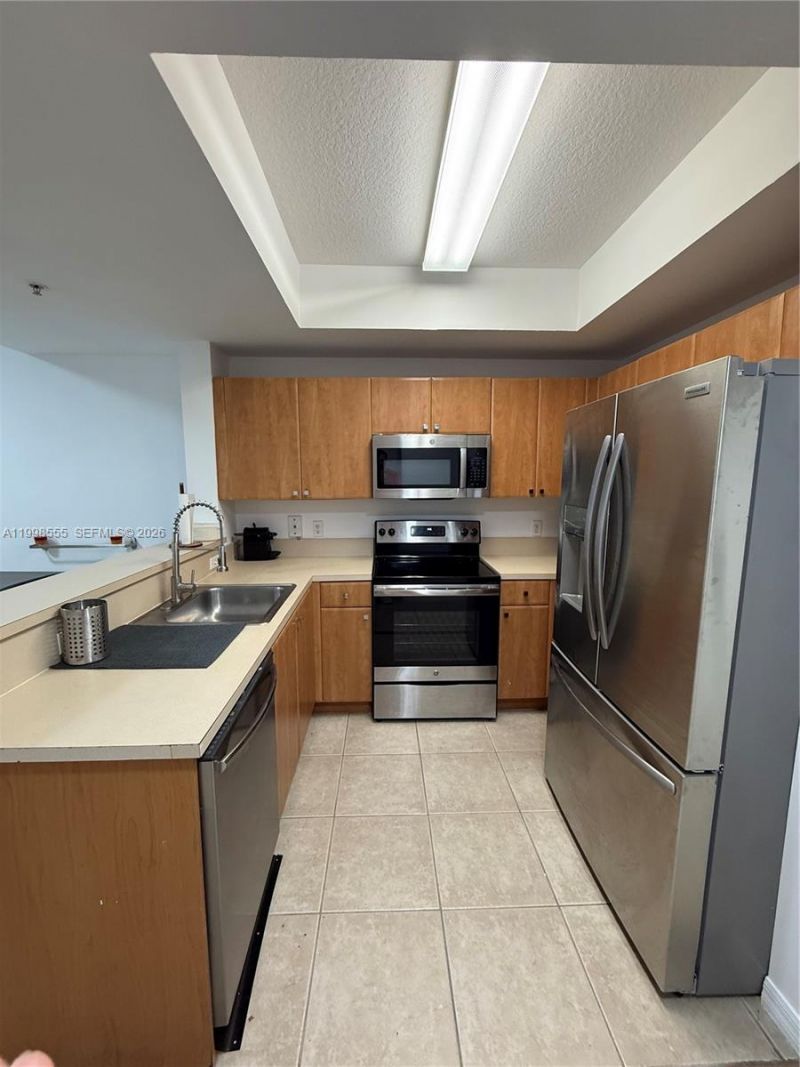 119 SW 6th Ave, Unit 405, Miami, FL 33130 Photo