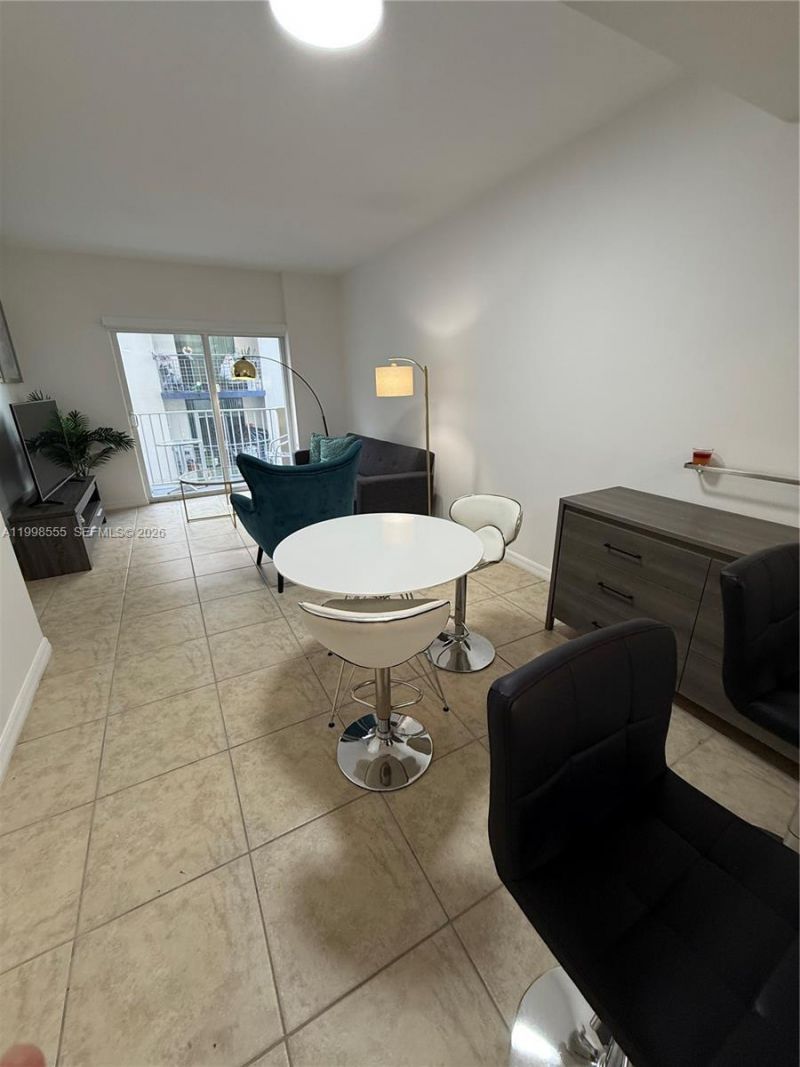 119 SW 6th Ave, Unit 405, Miami, FL 33130 Photo