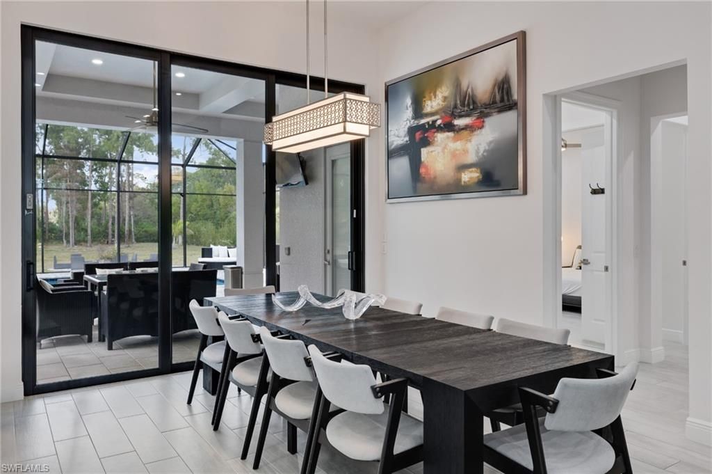 6423 Livingston Woods Ln, Naples, FL 34109 Photo