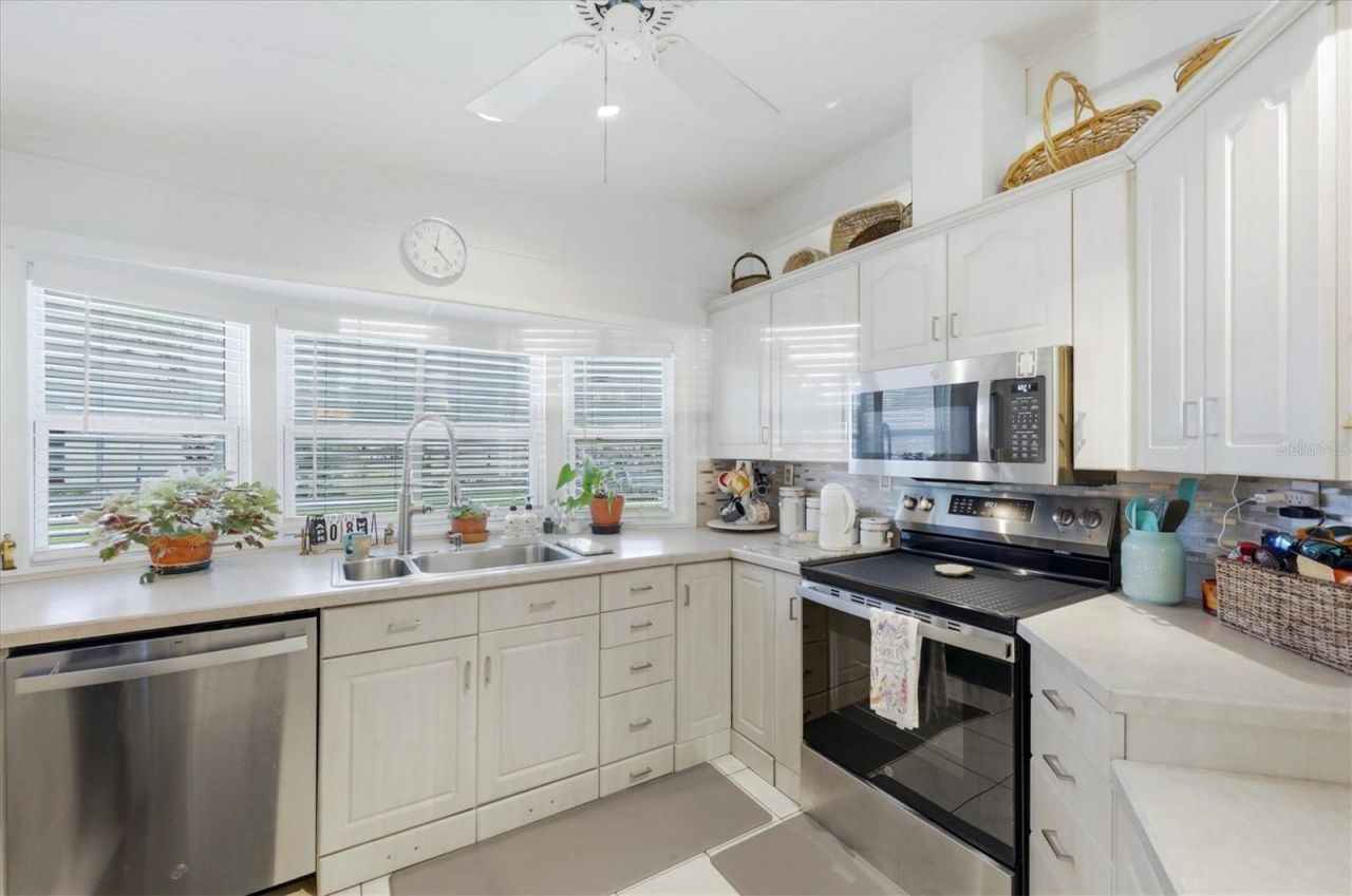 727 Butterfield Circle, Englewood, FL 34223 Photo