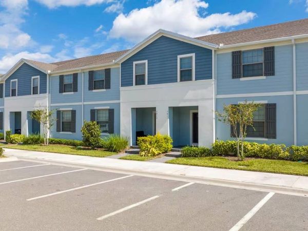 2411 DUBAI STREET , KISSIMMEE, FL 34747