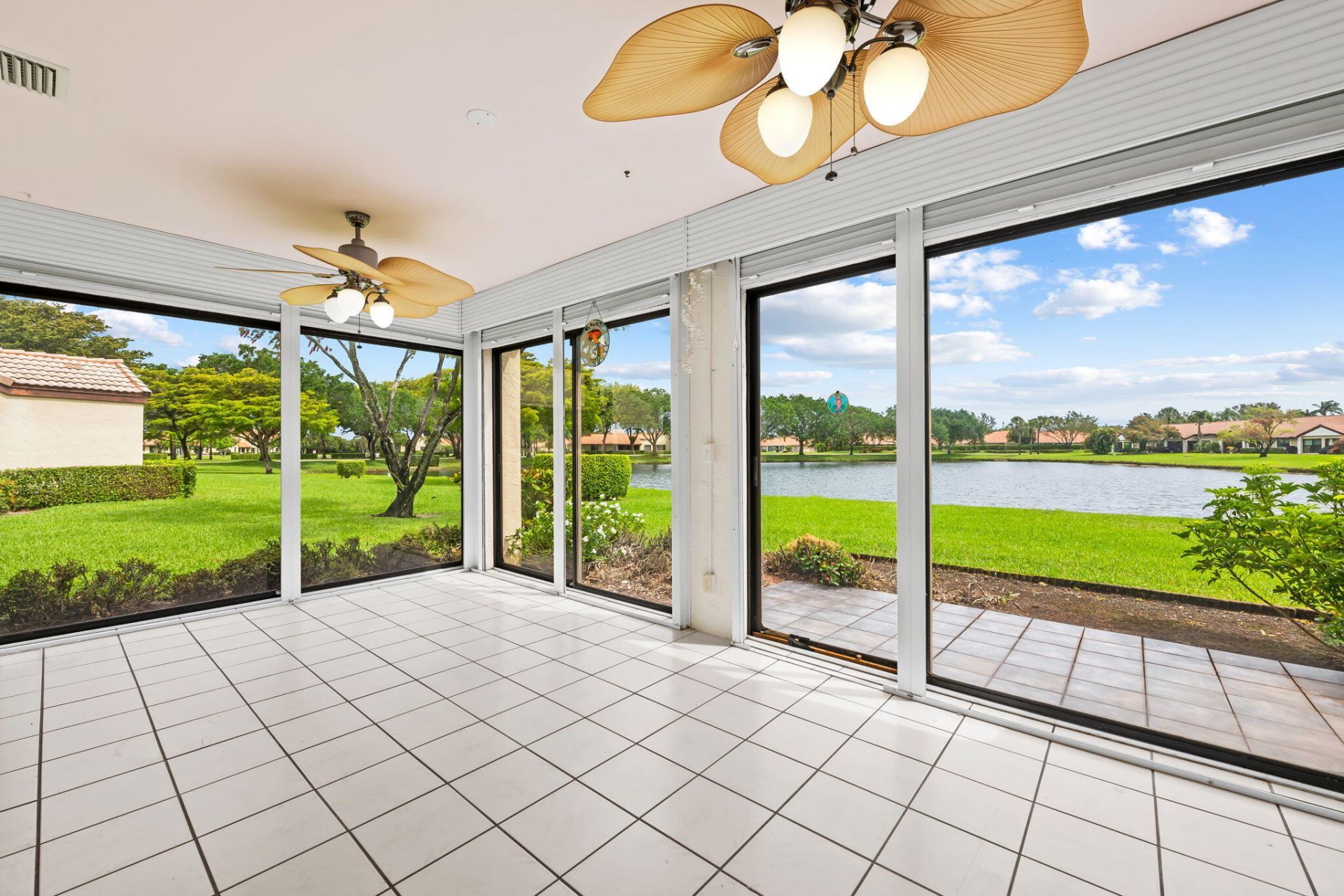 8257 Waterline Drive, Boynton Beach, FL 33472 Photo