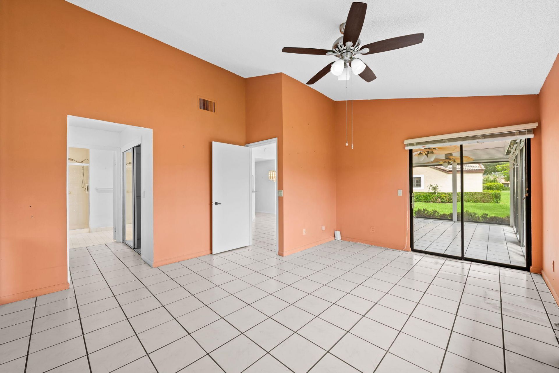 8257 Waterline Drive, Boynton Beach, FL 33472 Photo