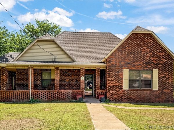 312 S 4th, Terral, OK 73569