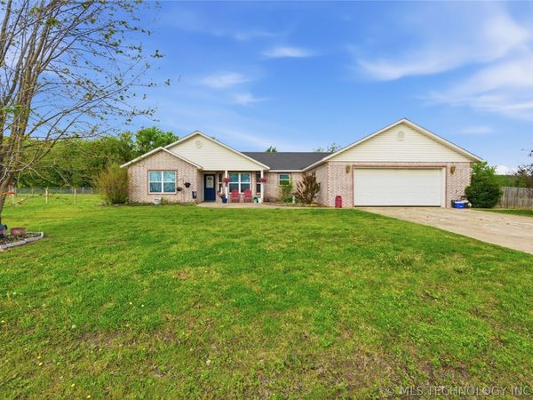 1209 N 4266 Road , Pryor, OK 74361