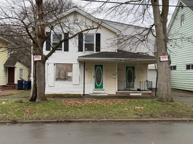 148 Chapel Street, Lockport, NY 14094