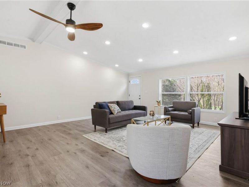 2806 Pomatan Avenue, Akron, OH 44312 Photo 8