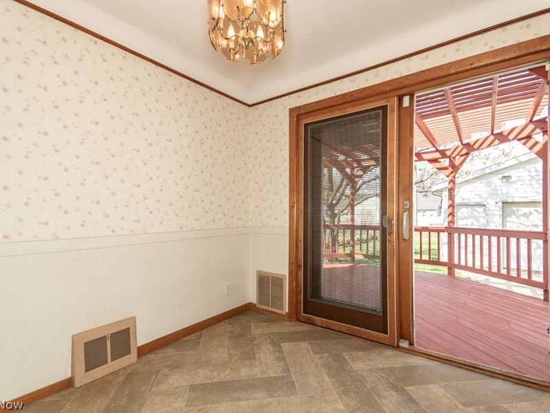 428 E 274th St, Euclid, OH 44132 Photo 13