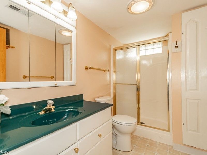 428 E 274th St, Euclid, OH 44132 Photo 37