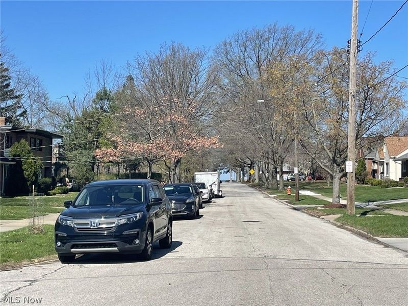 17506 Neff Road, Cleveland, OH 44119 Photo 6