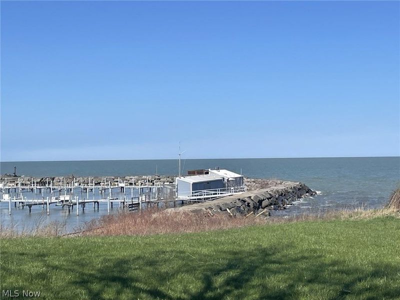 17506 Neff Road, Cleveland, OH 44119 Photo 8