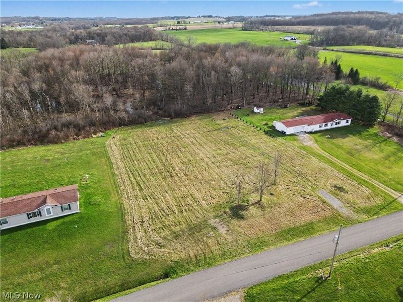 24865 Center Avenue, Alliance, OH 44601 Photo 3