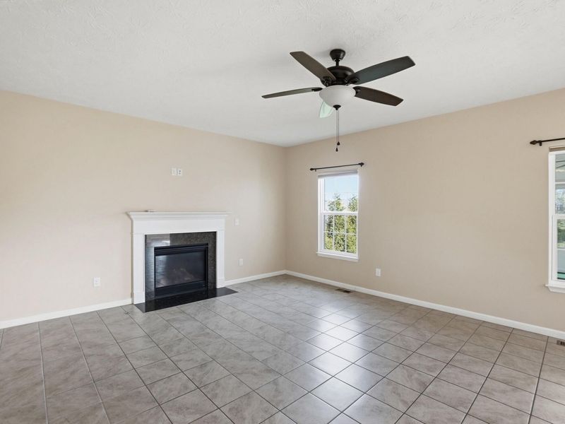 1818 Spring Meadows Drive, Xenia, OH 45385 Photo 13