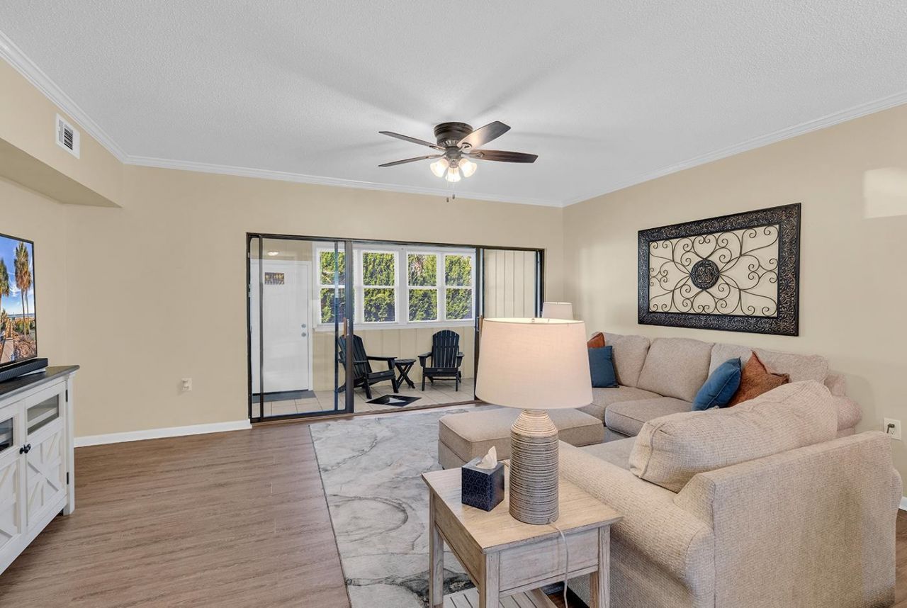 835 Villa Dr. Photo 16