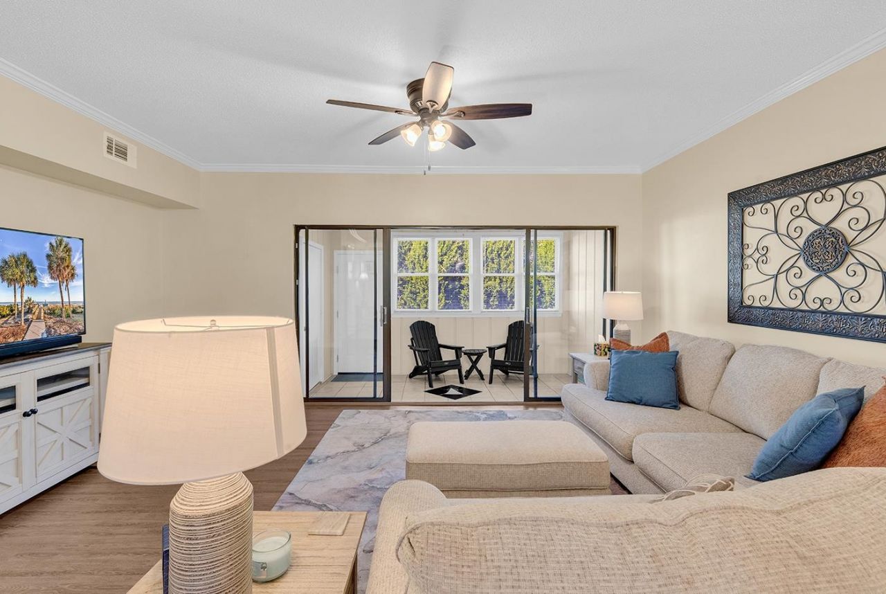 835 Villa Dr. Photo 17