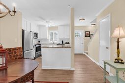 835 Villa Dr. photo 4