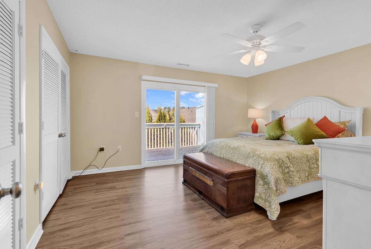 835 Villa Dr. Photo 30