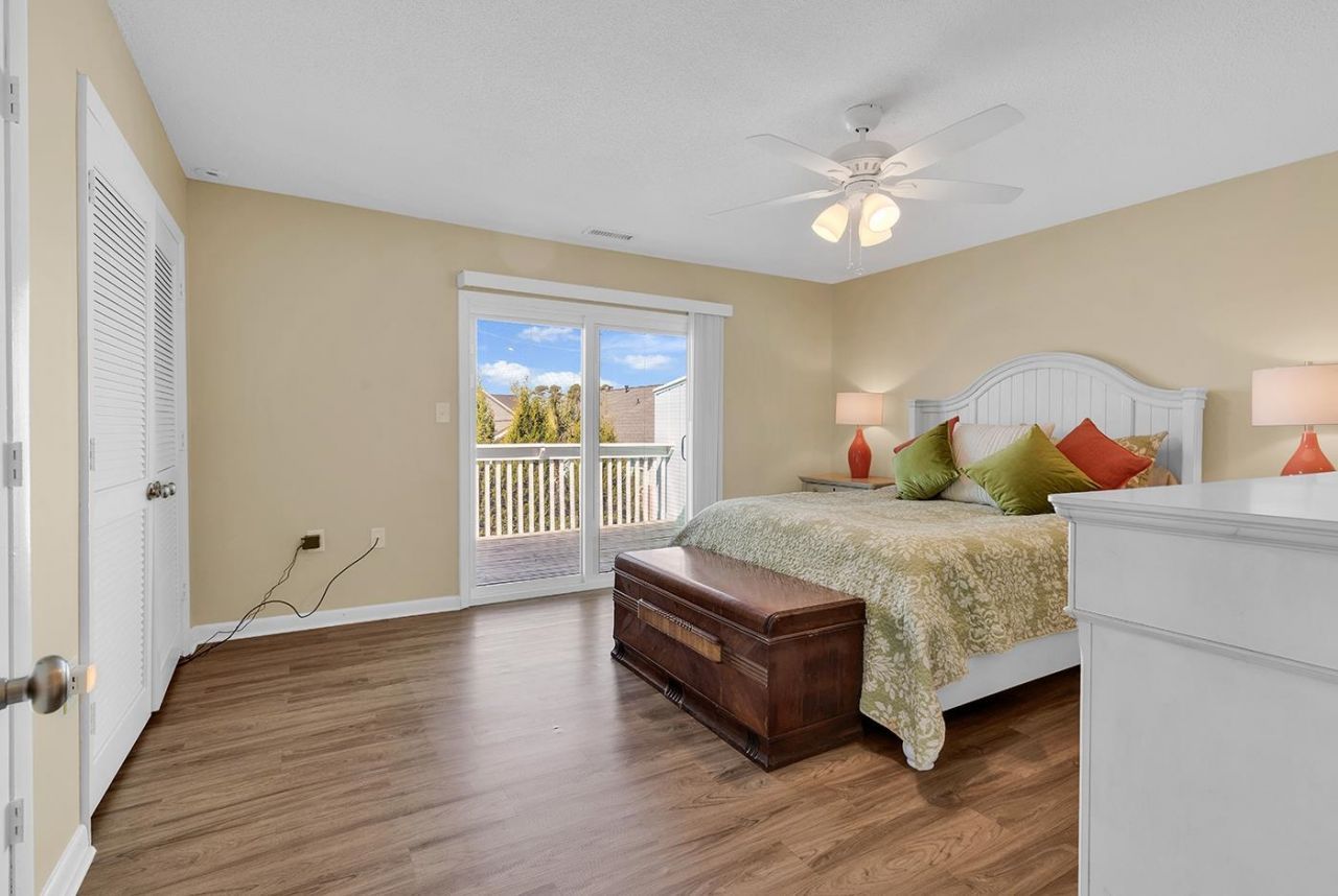 835 Villa Dr. Photo 31