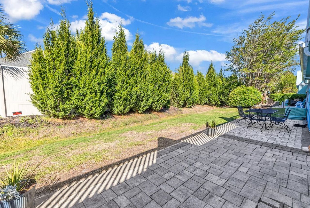 835 Villa Dr. Photo 42