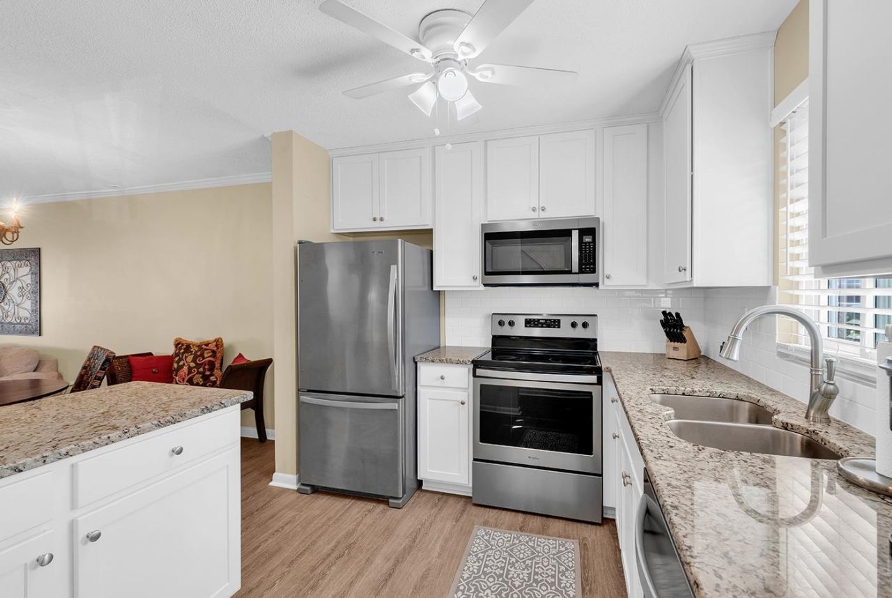 835 Villa Dr. Photo 6