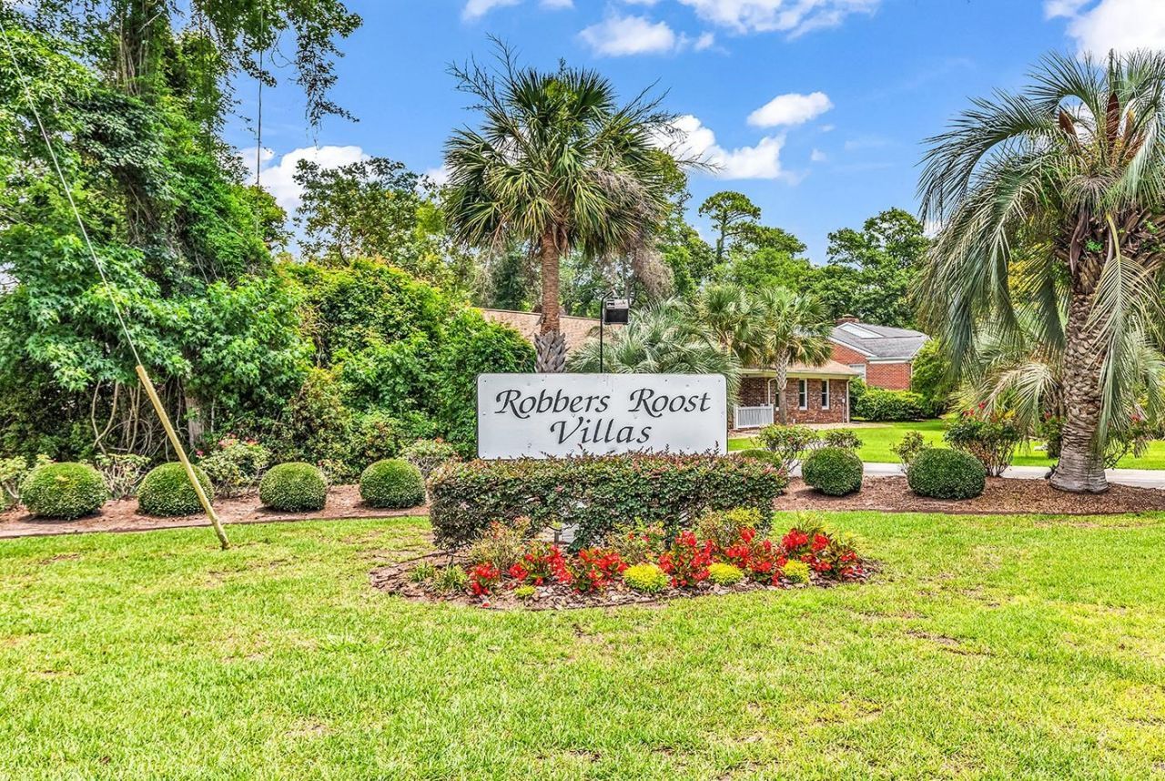 835 Villa Dr. Photo 63