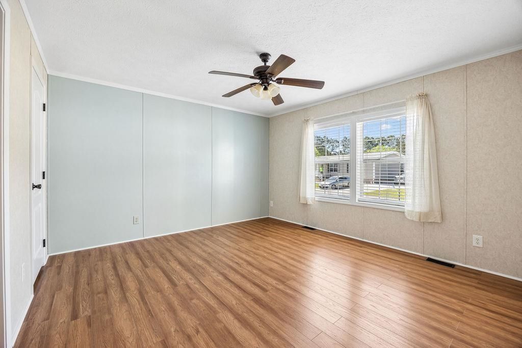 4385 Erie Dr. Photo 24