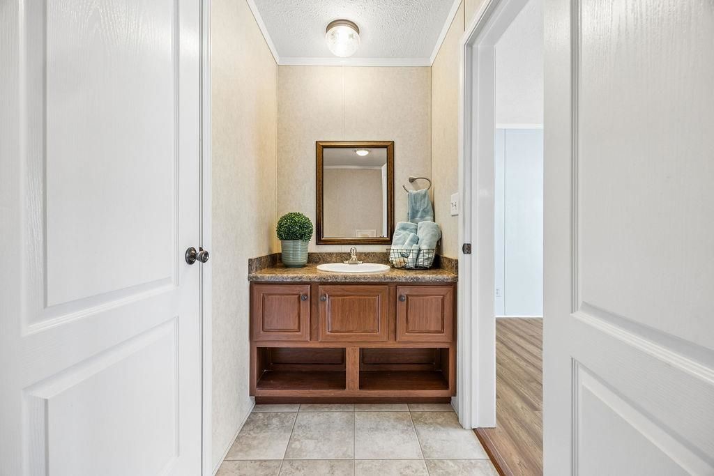 4385 Erie Dr. Photo 27