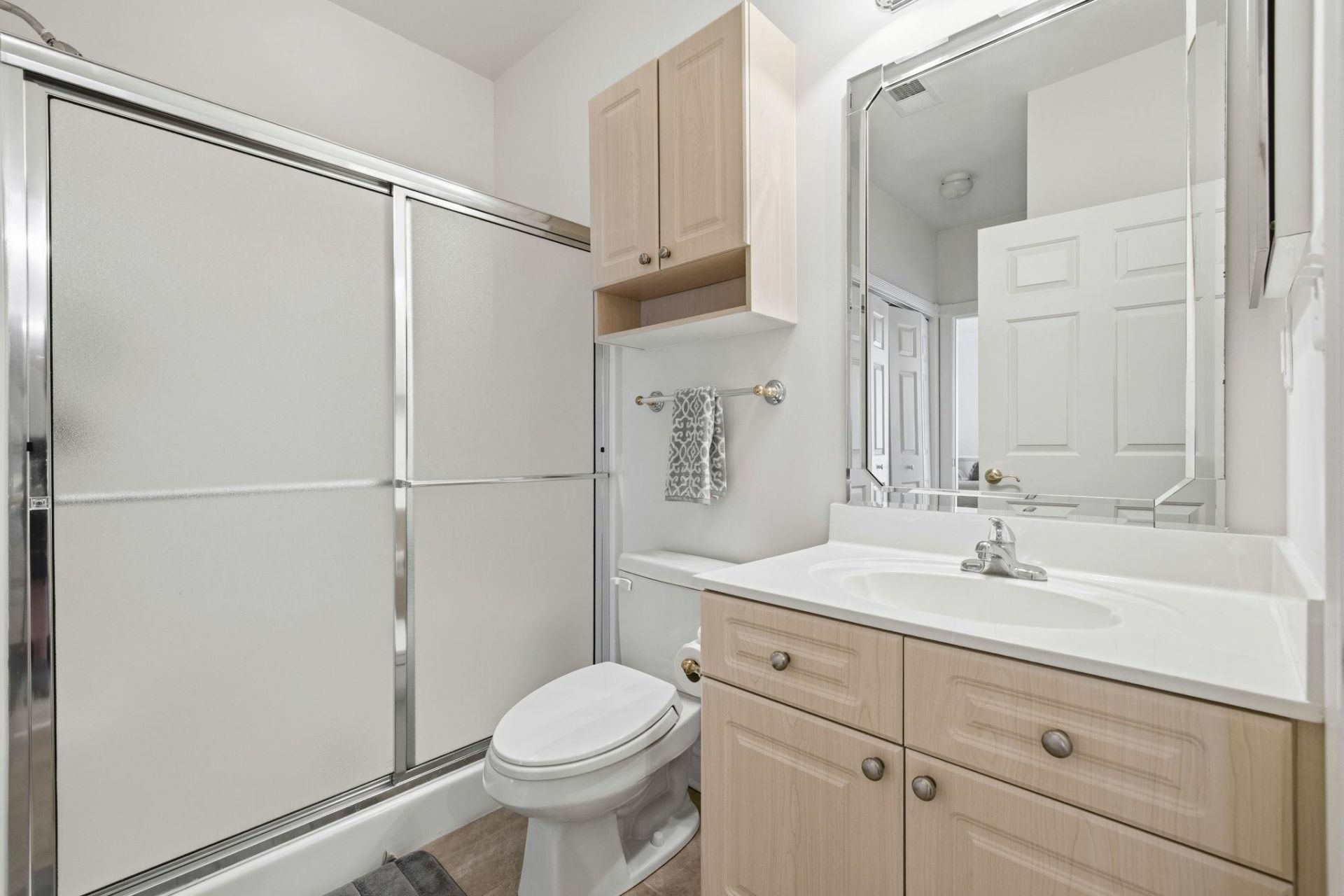 4870 Luster Leaf Circle  Photo 14