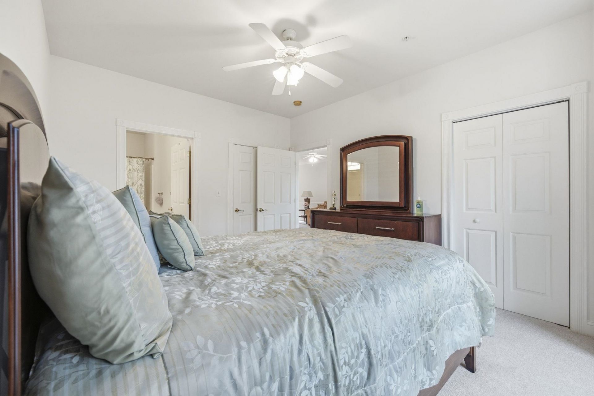 4870 Luster Leaf Circle  Photo 20