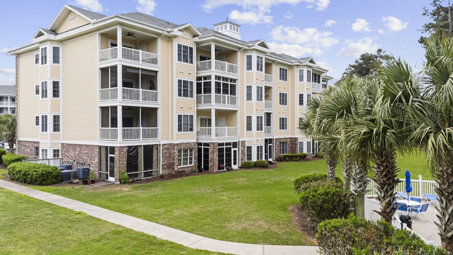 4870 Luster Leaf Circle  Photo 37