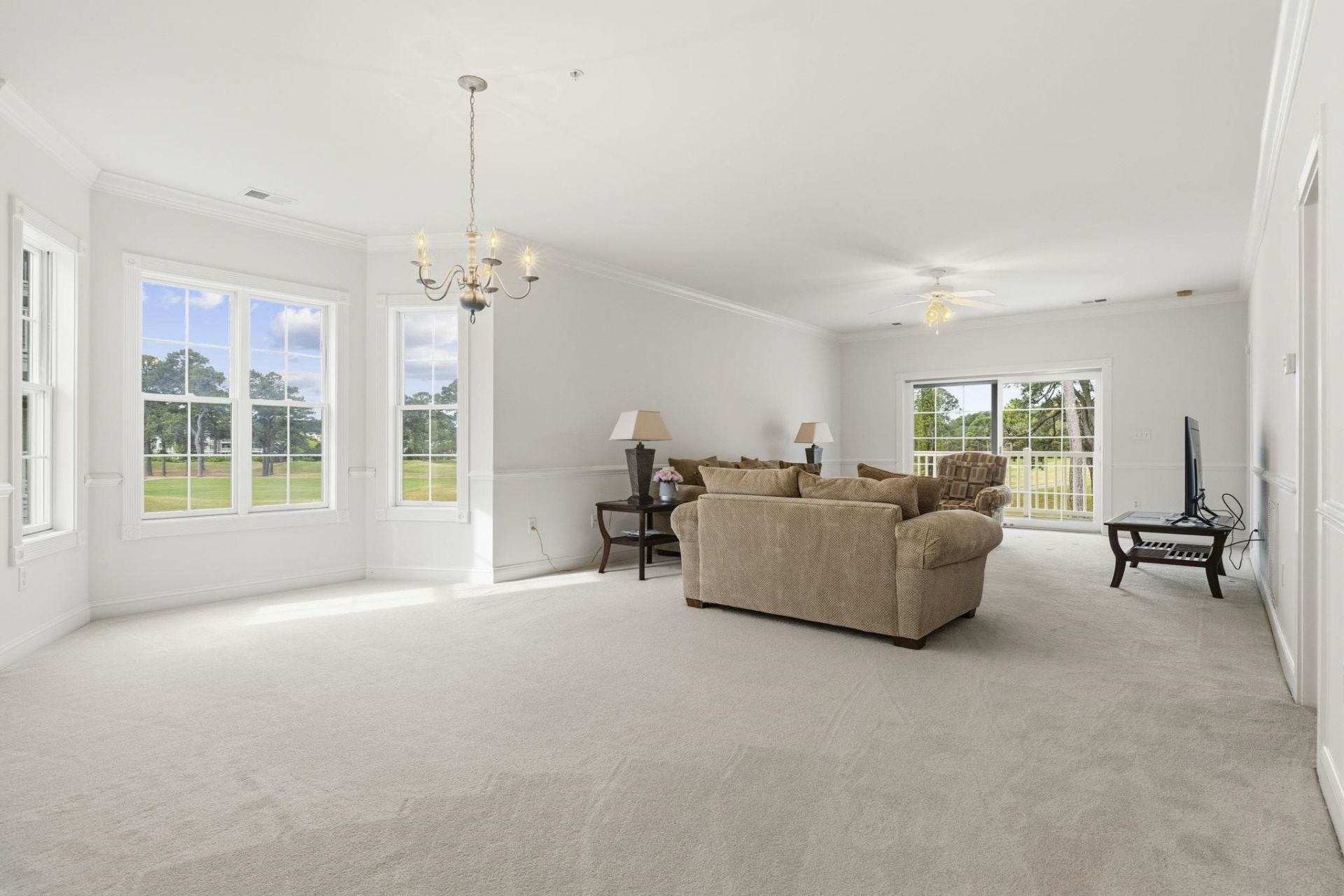 4870 Luster Leaf Circle  Photo 7