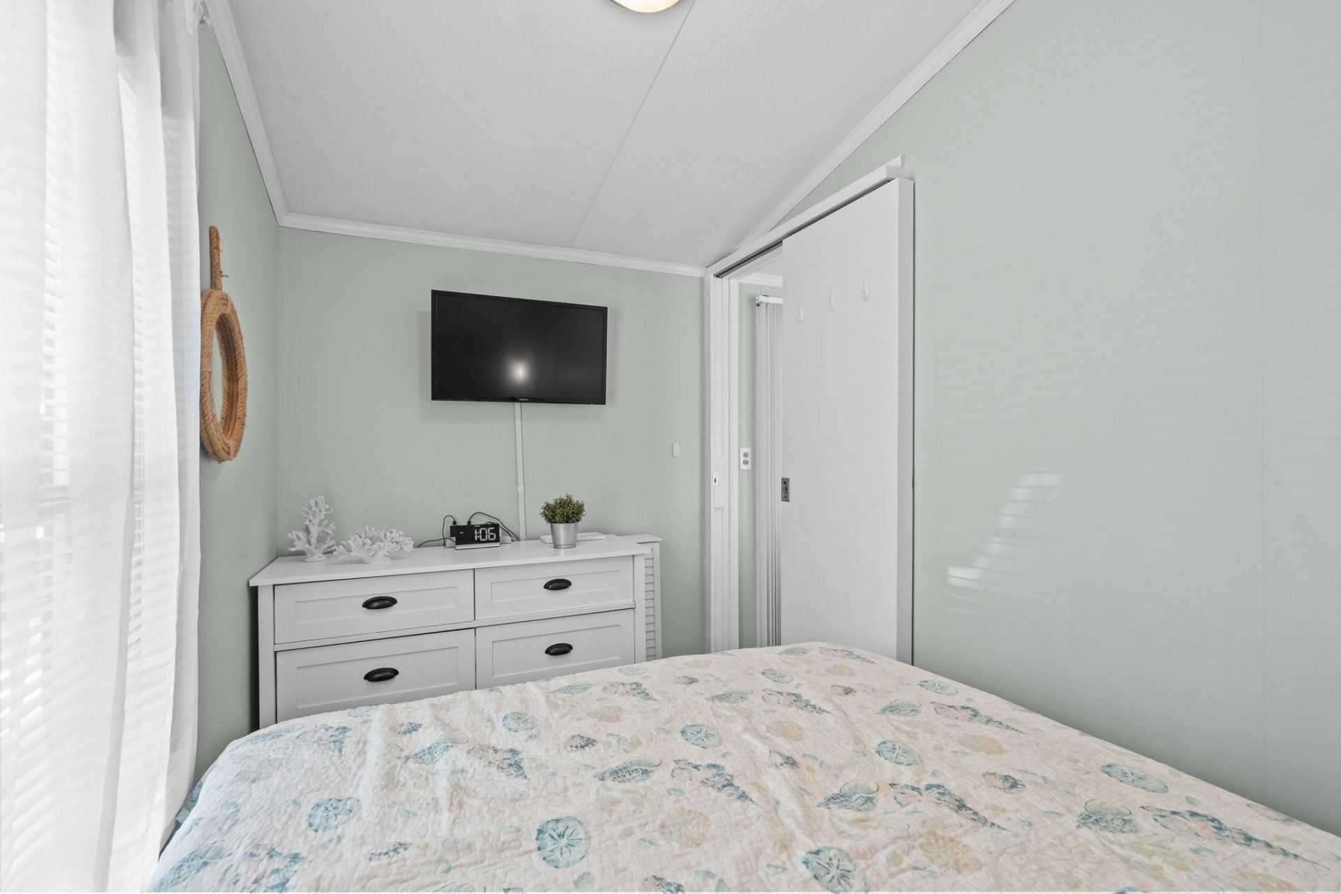 6001-n76 S Kings Highway Photo 18