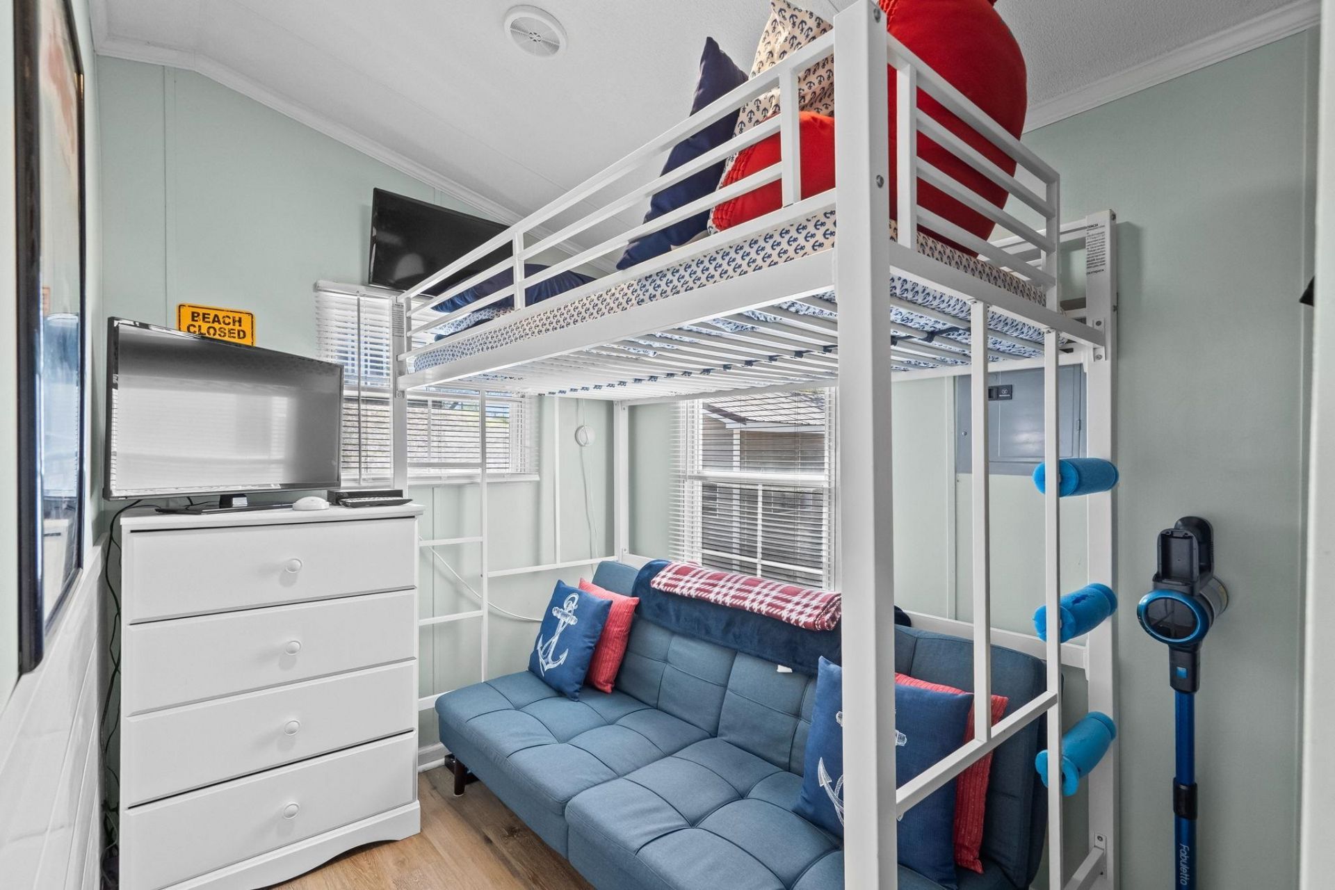 6001-n76 S Kings Highway Photo 19