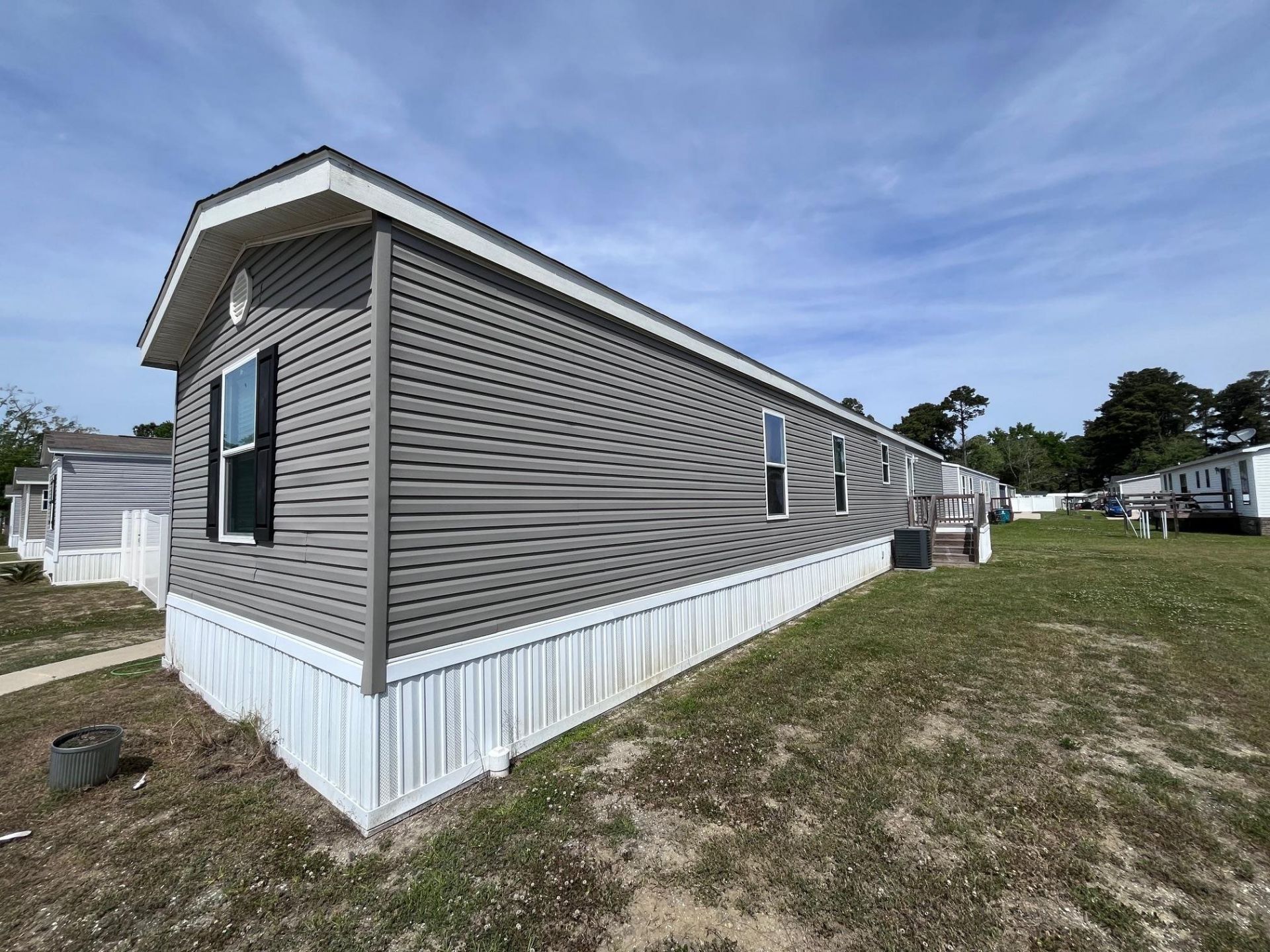 215 Air Stream Dr. Photo 12