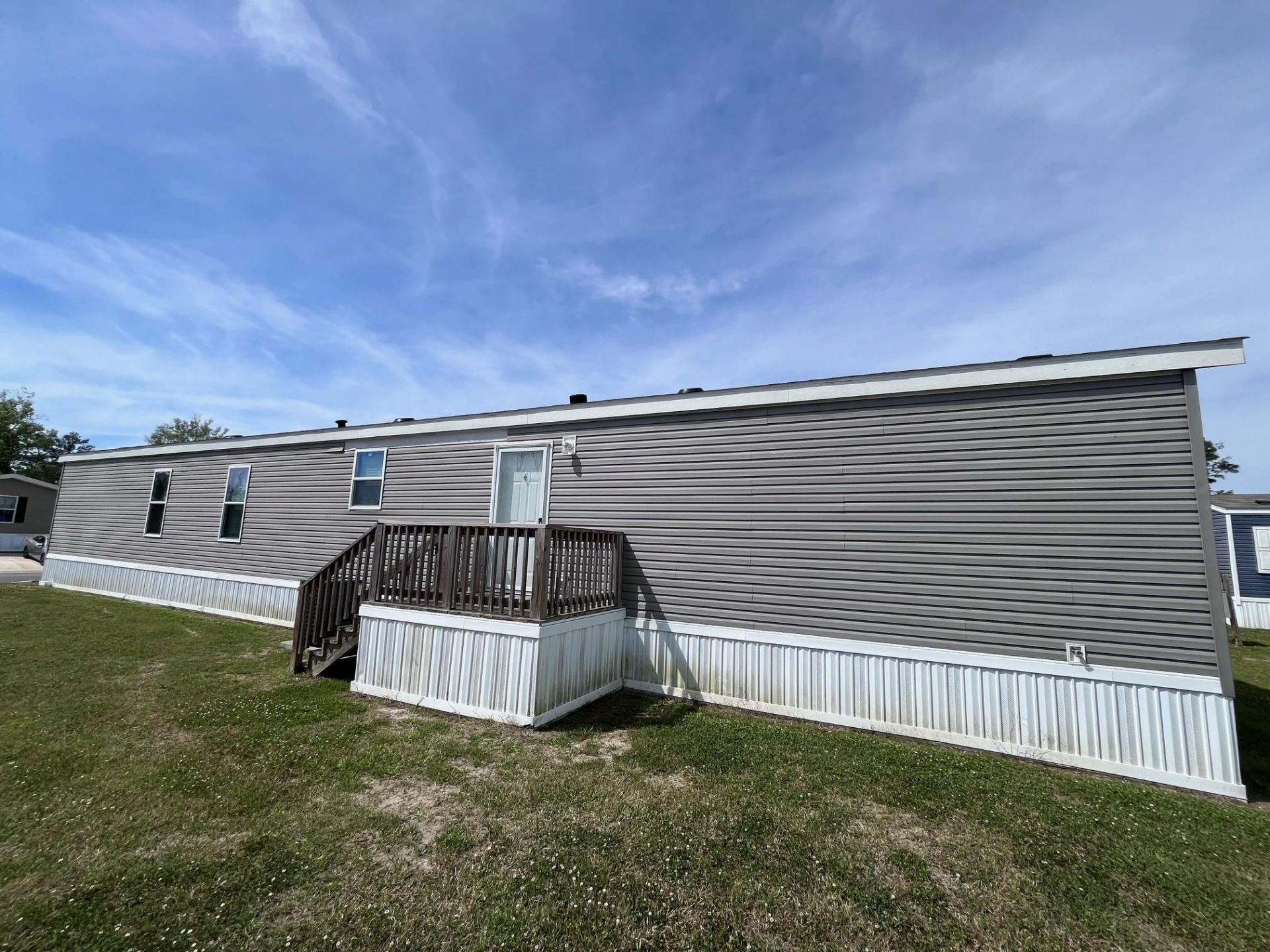 215 Air Stream Dr. Photo 15