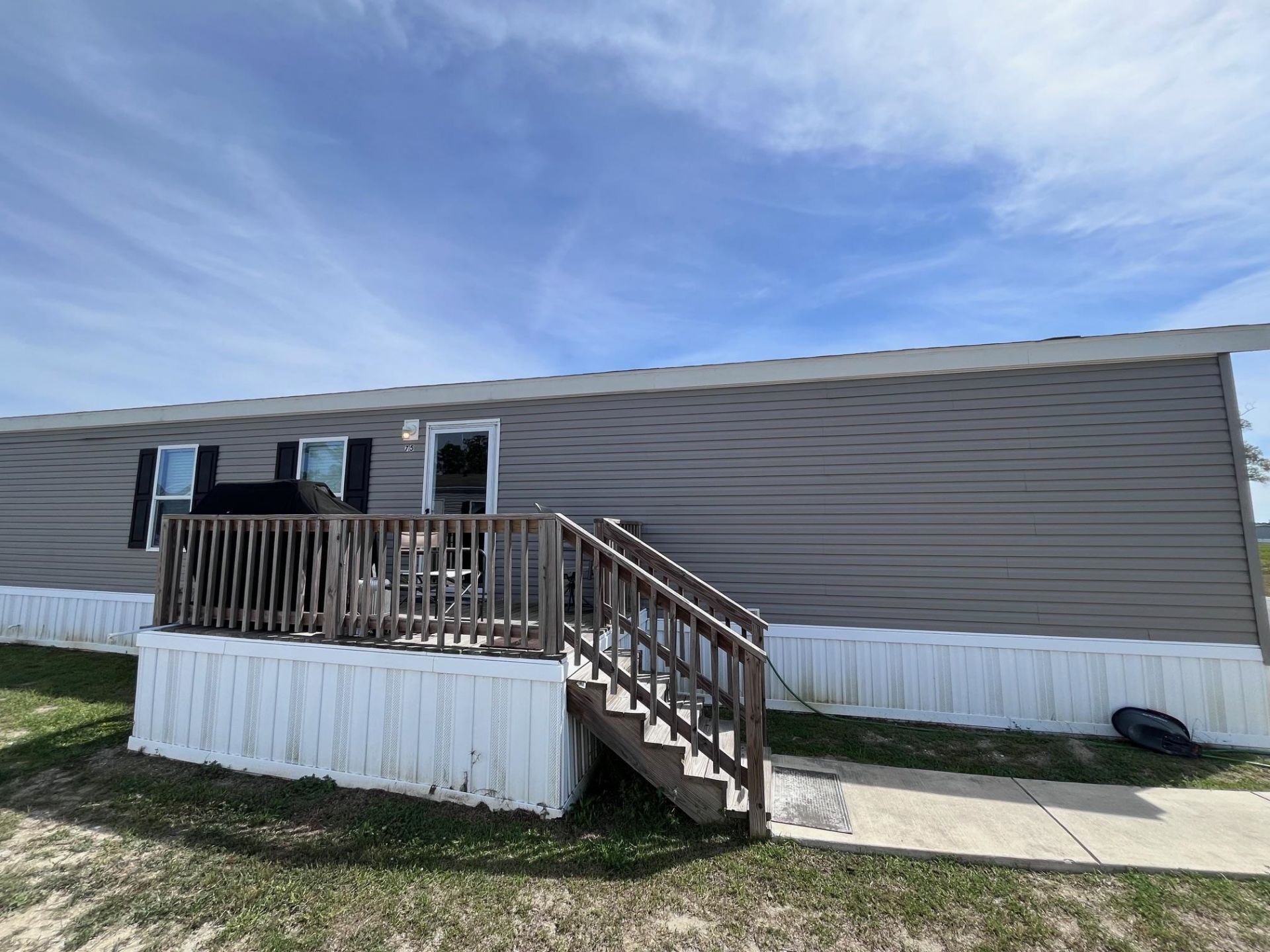 215 Air Stream Dr. Photo 18