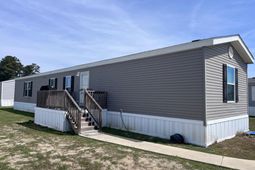 215 Air Stream Dr. photo 4