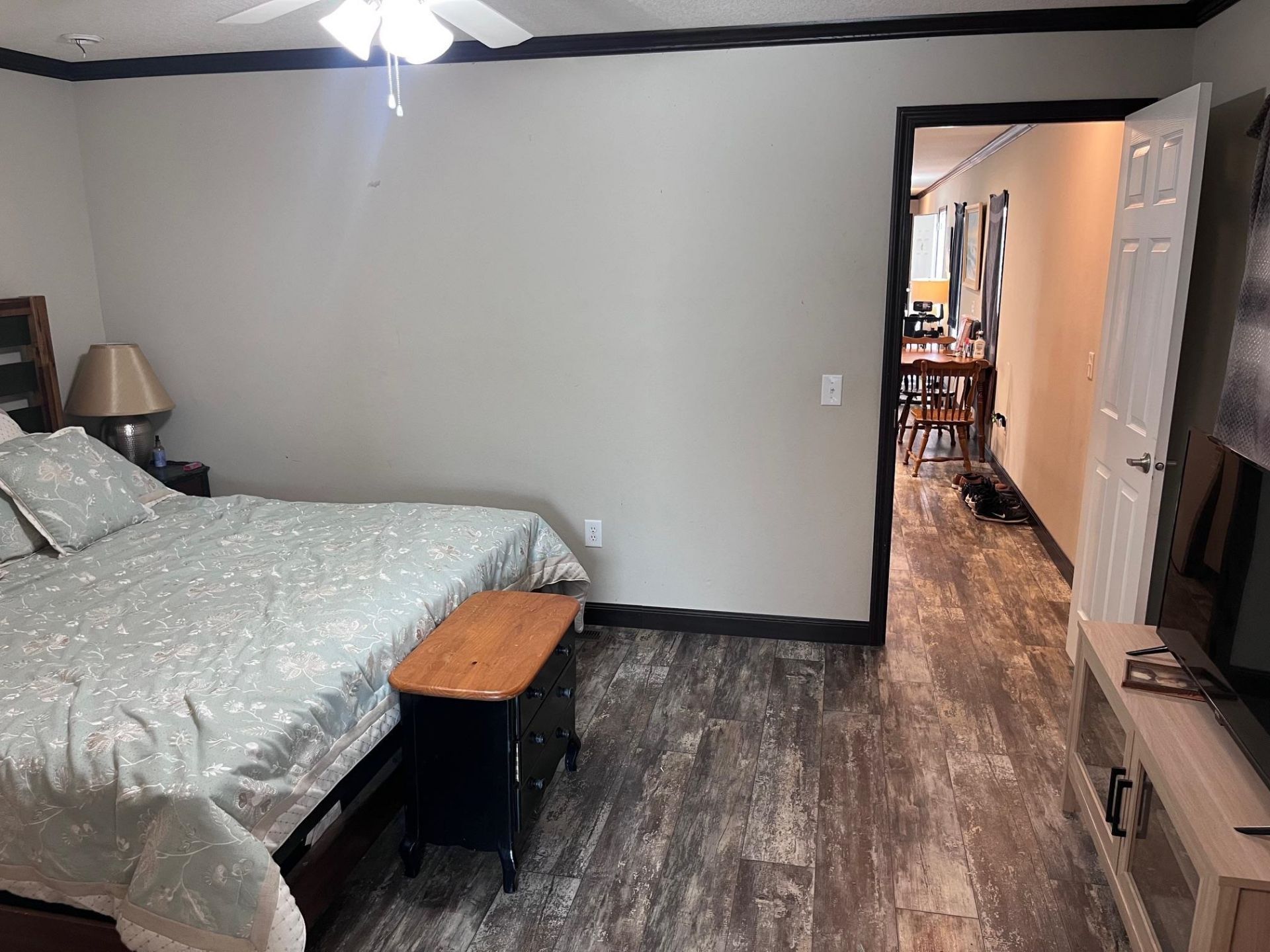 215 Air Stream Dr. Photo 32