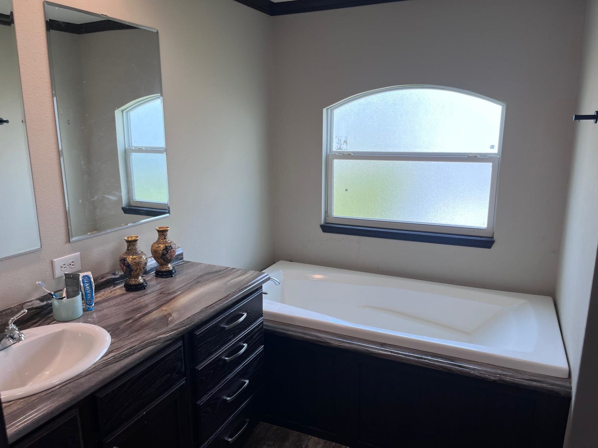 215 Air Stream Dr. Photo 36