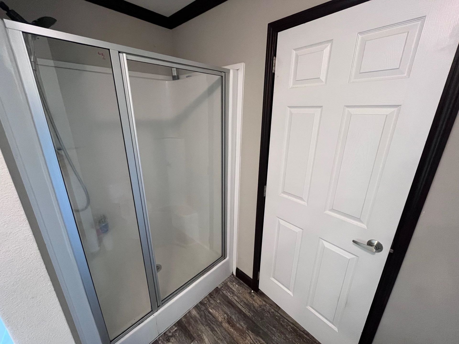 215 Air Stream Dr. Photo 38