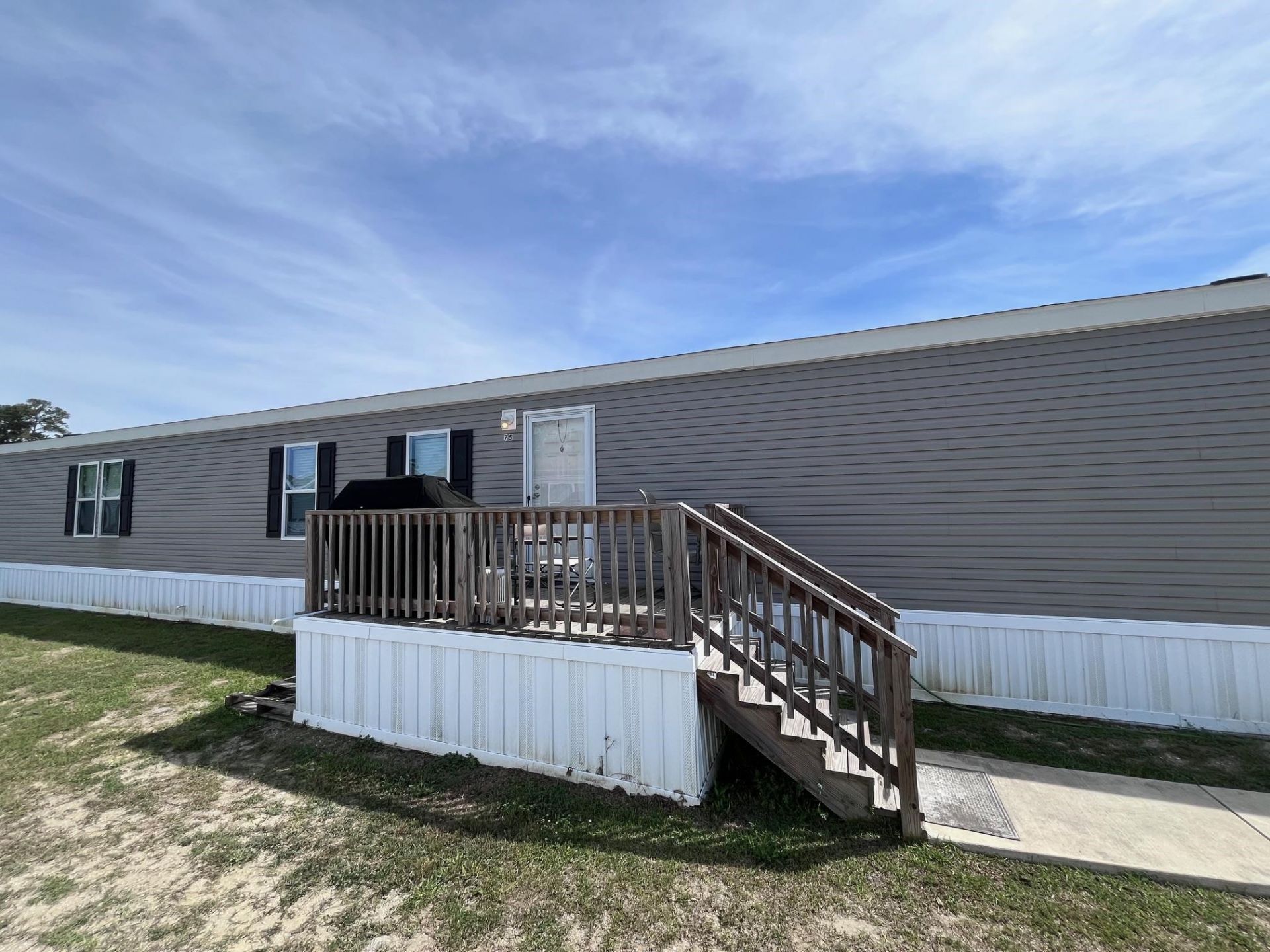 215 Air Stream Dr. Photo 8