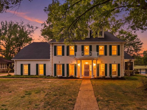 2783 W LEVEE OAKS DR, Collierville, TN 38017