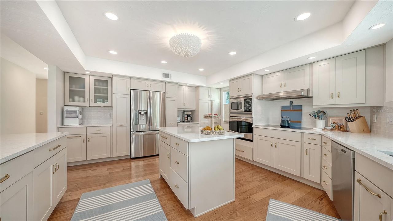 476 Meadow Lark Drive, Sarasota, FL 34236 Photo