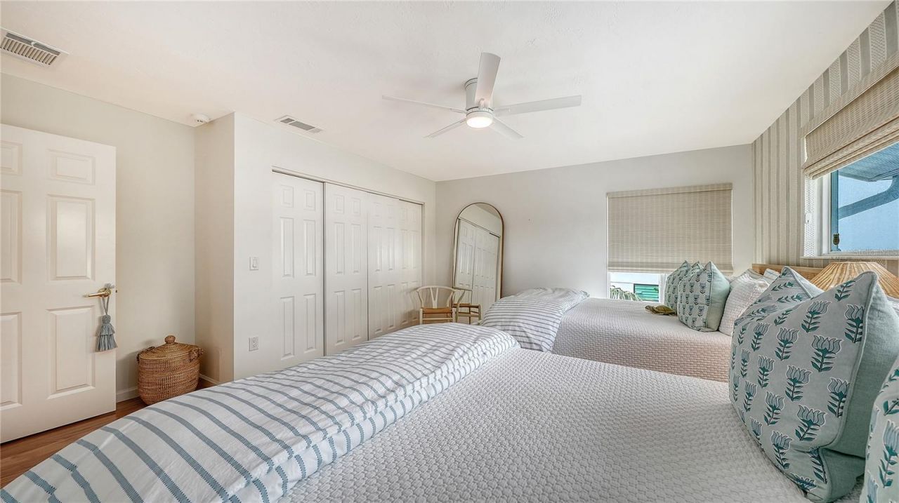 476 Meadow Lark Drive, Sarasota, FL 34236 Photo