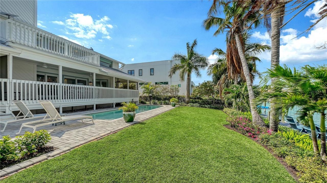 476 Meadow Lark Drive, Sarasota, FL 34236 Photo