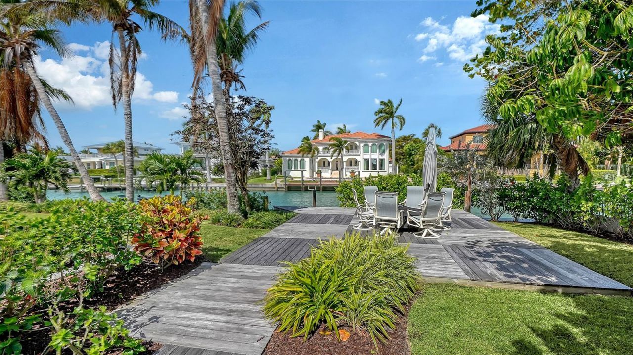 476 Meadow Lark Drive, Sarasota, FL 34236 Photo