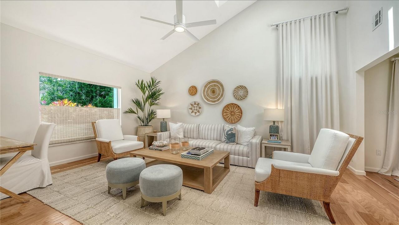 476 Meadow Lark Drive, Sarasota, FL 34236 Photo