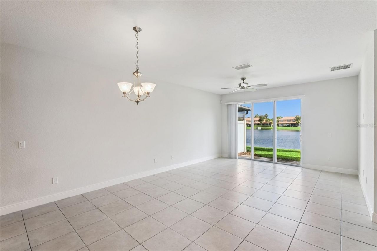 10738 Belfry Circle , Orlando, FL 32832 Photo