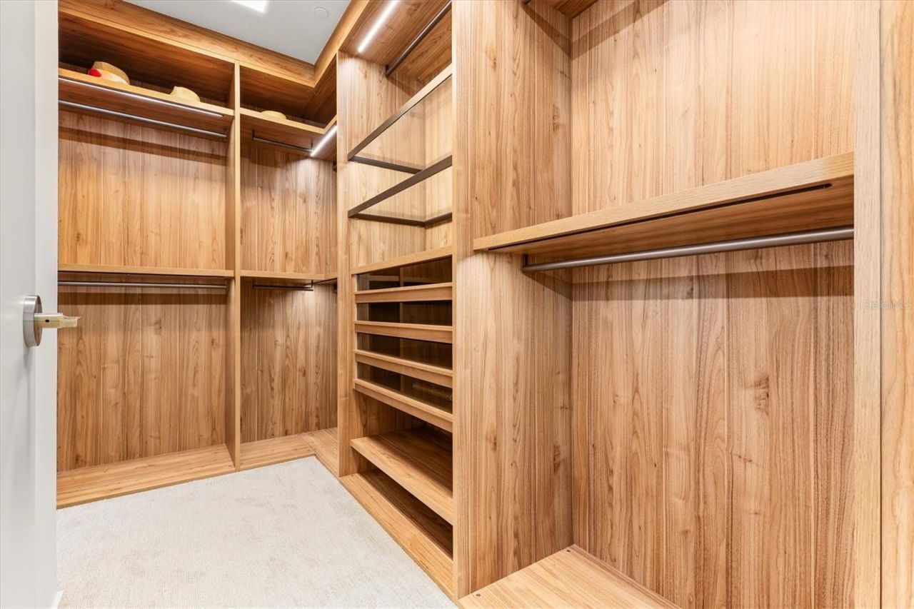 1020 Sunset Point Road, Unit 303, Clearwater, FL 33755 Photo